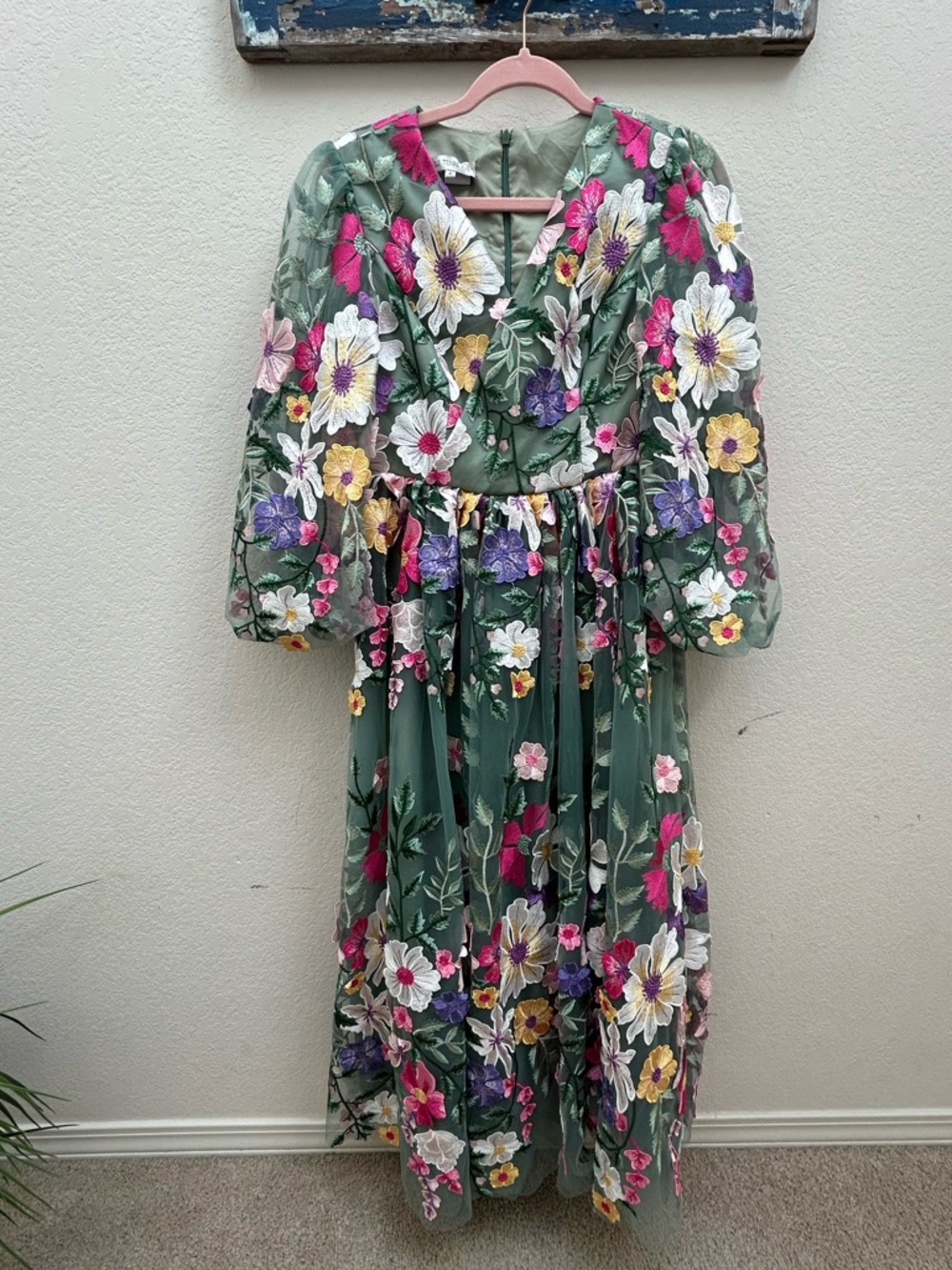 Gardencore Whimisical A-line Tulle Maxi  Dress Sage Green Floral Appliqué Size 4